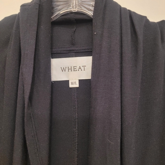 Wheat Women's Open-Front Cardigan Black Sweater Sz Medium/Large - Picture 2 of 3